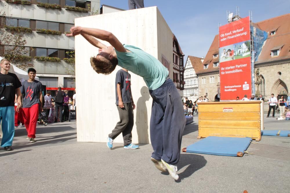 Parkour-Day auf dem Reutlinger Marktplatz