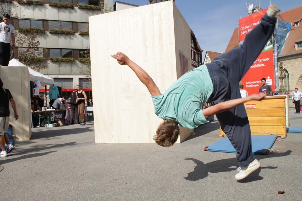 Parkour-Day auf dem Reutlinger Marktplatz