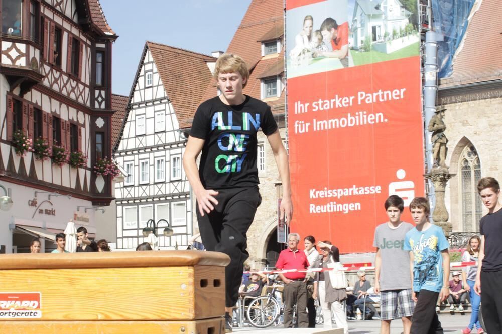 Parkour-Day auf dem Reutlinger Marktplatz