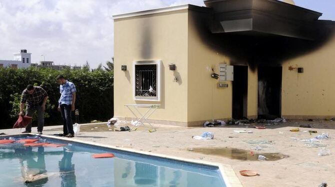 Ein zerstörtes Gebäude auf dem Gelände des attackierten US-Konsulats in Bengasi, Libyen. Foto: STR