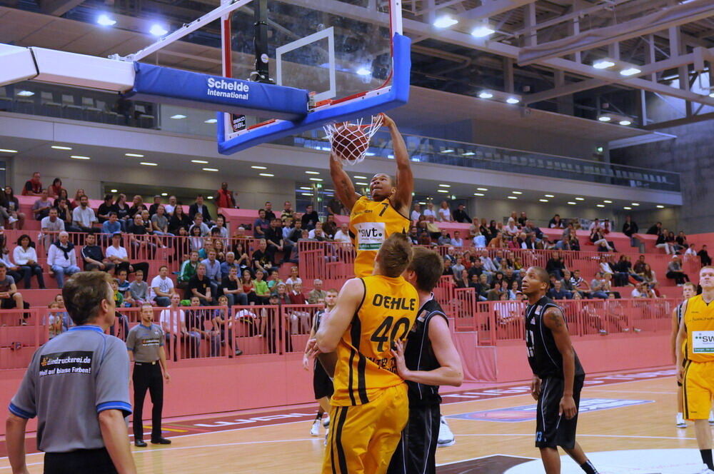 Walter Tigers Tübingen - BG Karlsruhe 86:70