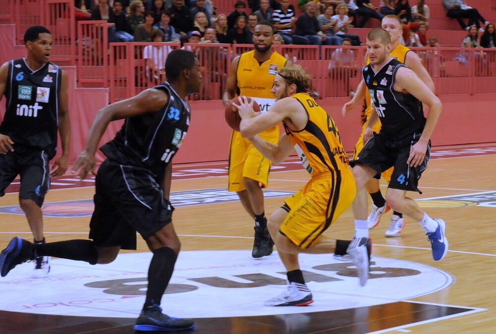 Walter Tigers Tübingen - BG Karlsruhe 86:70