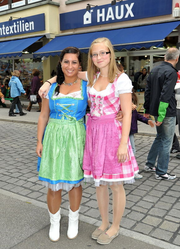 Metzgerstraßenfest und Dirndl-Königinnen-Krönung September 2012