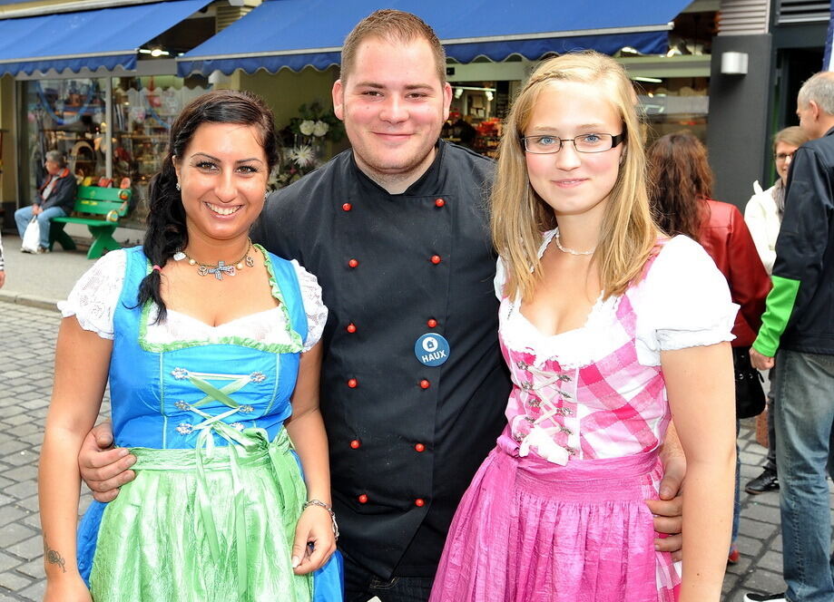 Metzgerstraßenfest und Dirndl-Königinnen-Krönung September 2012