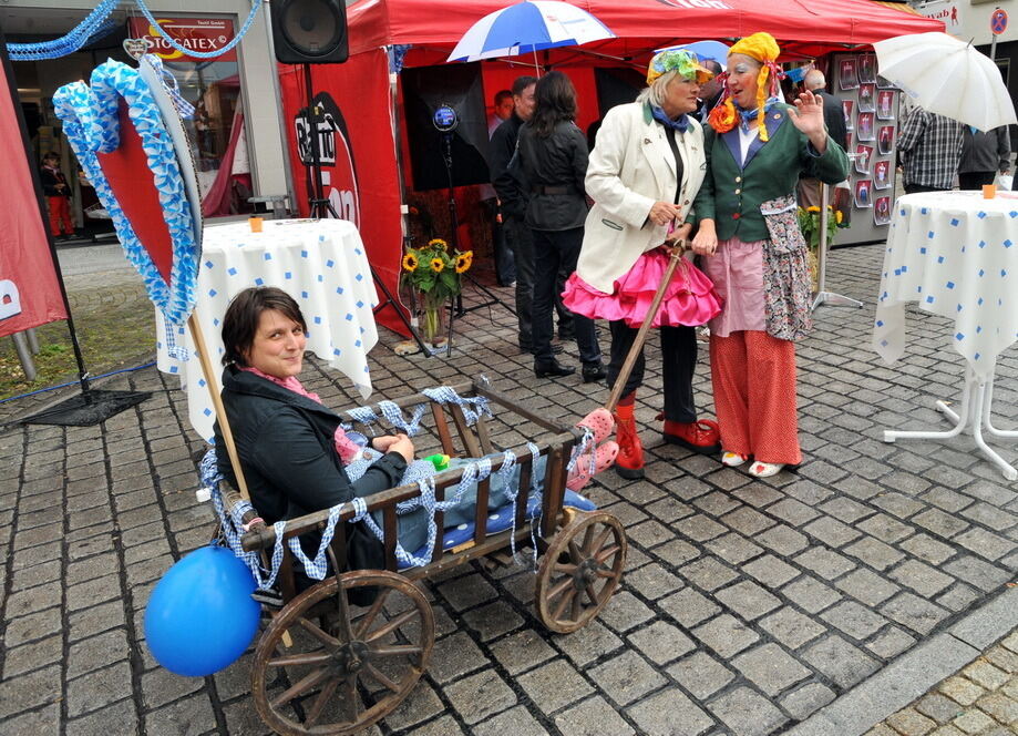 Metzgerstraßenfest und Dirndl-Königinnen-Krönung September 2012