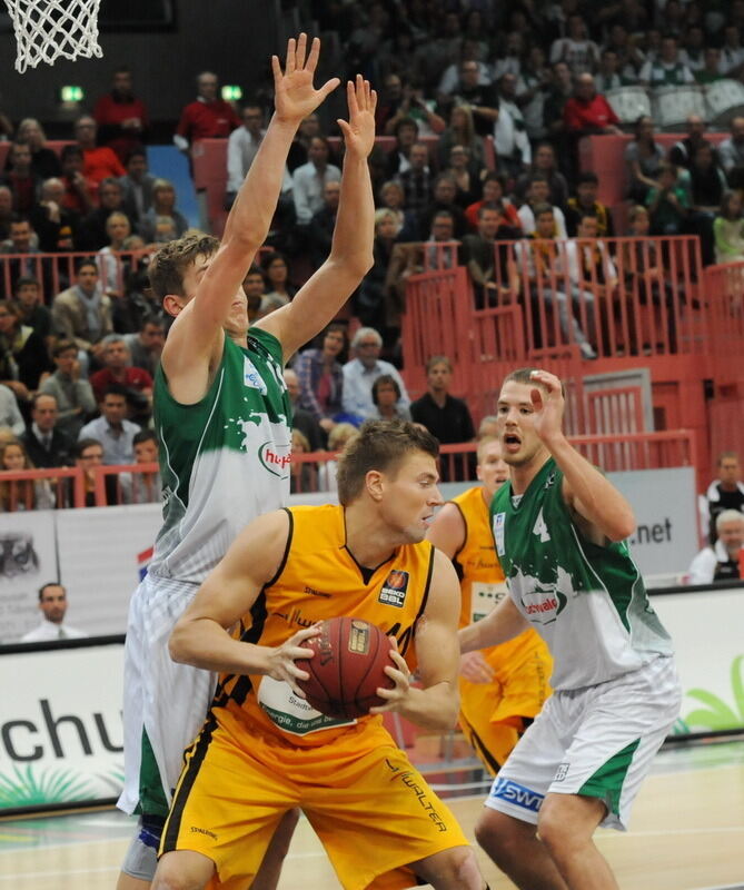 Walter Tigers Tübingen - TBB Trier 66:77