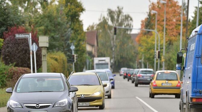 Viel befahrene L 384: Die Verwaltung findet die Nichtberücksichtigung der Umfahrung Ohmenhausen im Maßnahmenplan des Landes unak