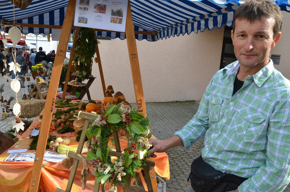 Kunsthandwerkermarkt Dettingen 2012