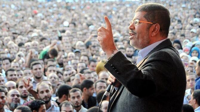 Ägyptens Präsident Mohamed Mursi spricht zu seinen Anhängern. Foto: Egyptian Presidency