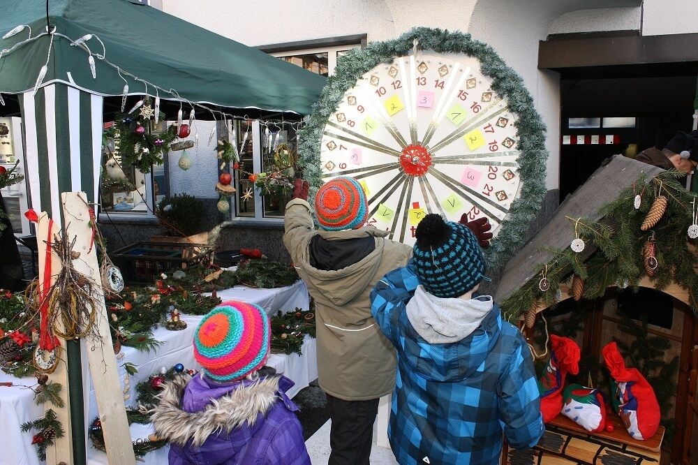 Weihnachtsmarkt Eningen.