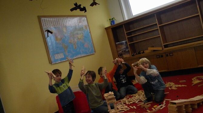 Im gut frequentierten Schülerhort an der Grundschule Gniebel/Dörnach lässt sich für die Schüler gut die Freizeit verbringen. GEA-FOTO: HEK