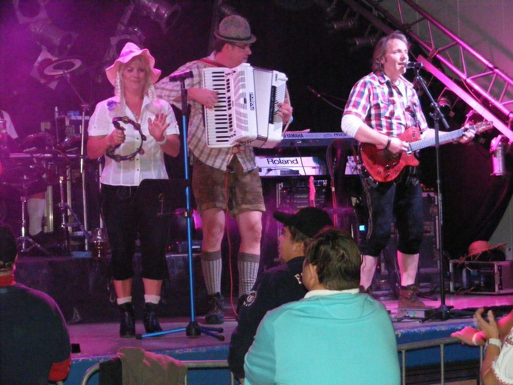 Lederhosen und Dirndlnacht Grafenberg 2012