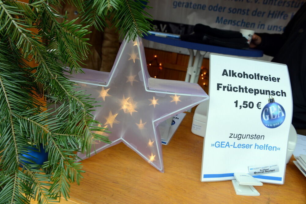 GEA Leser helfen Weihnachtsmarkt Gerhard Raff Gunter Haug 2012