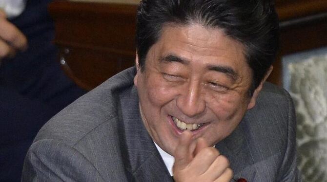 Hat gut lachen: Shinzo Abe, Japans künftiger Premier. Foto: Franck Robichon 