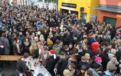 Am Morgen des Heiligen Abend muss in Reutlingen niemand einsam sein. Besonders eng wurde es einmal mehr in der Oberamtei- und Ka