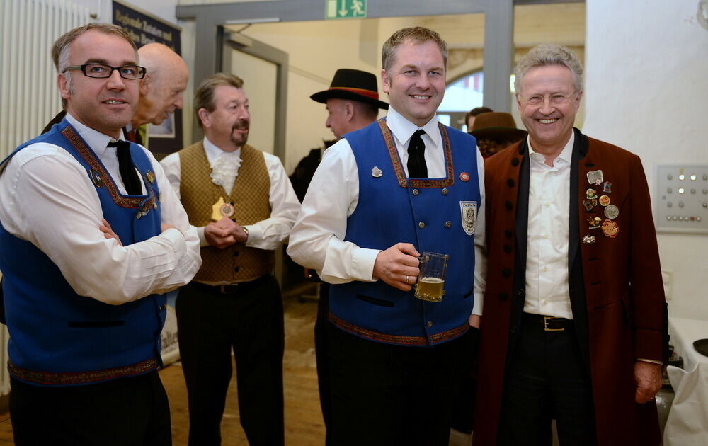 Verleihung »Goldene Saubloder« an Peter Schneider in der Wimsener Mühle Januar 2013