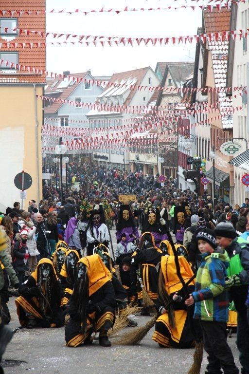 Fasnetsumzug Hungerberghexen Münsingen Januar 2013