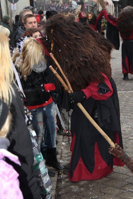 Fasnetsumzug Hungerberghexen Münsingen Januar 2013