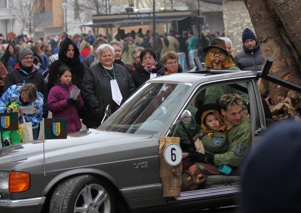 Fasnetsumzug Hungerberghexen Münsingen Januar 2013