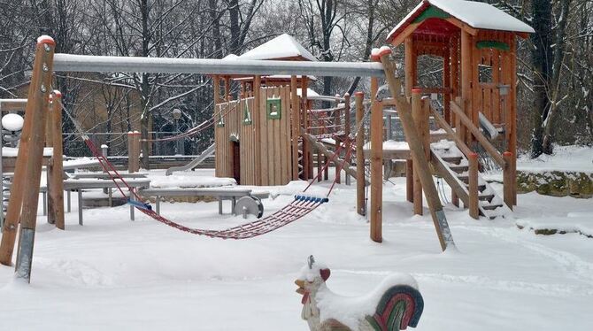 Angesichts des heftigen Wintereinbruchs herrscht selbst auf dem beliebten Spielplatz Pomologie derzeit Ruhe. Die Pomologie ist e