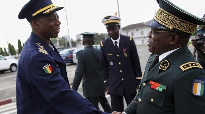 Bei einem Treffen in Abidjan wurde eine Aufstockung des ECOWAS-Truppenkontingents beschlossen. Foto: Legnan Koula