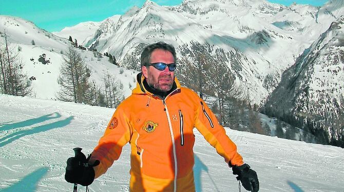 Peter Ponholzer vor dem Gipfel des Großglockner, den der Kalser Bergführer schon mehr als 500 Mal bestiegen hat. GEA-FOTO: HEK