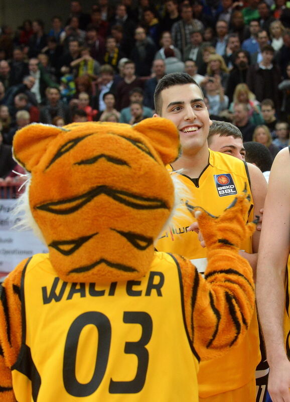 Walter Tigers Tübingen Mahir Agva