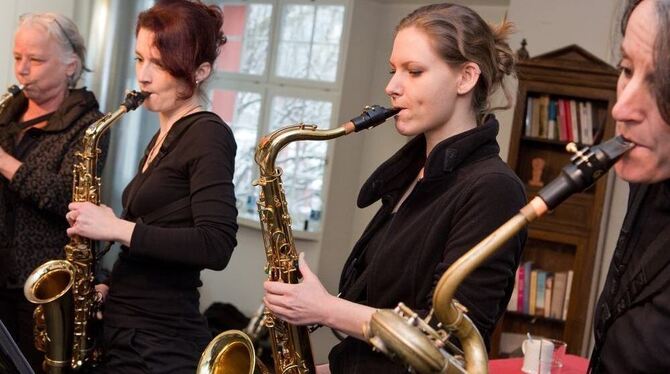 Für musikalischen Schwung sorgte das Saxofon-Quartett Gleis Vier.  FOTO: MSC