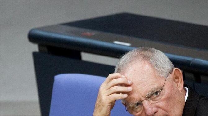 Die Etatpläne von Finanzminister Schäuble sehen für das nächste Jahr neue Schulden von 6,4 Milliarden Euro vor. Foto: Robert