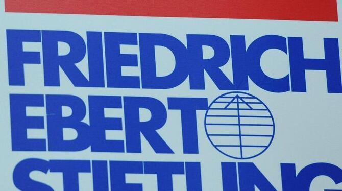 Nach Medieninformationen sind russische Staatsanwälte auch in Büros der SPD-nahen Friedrich-Ebert-Stiftung vorstellig geworde