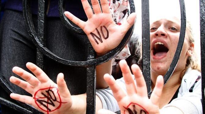 Die Lage in Zypern ist angespannt: Schüler und Studenten protestieren gegen die Finanzpolitik. Foto: Katia Christodoulou