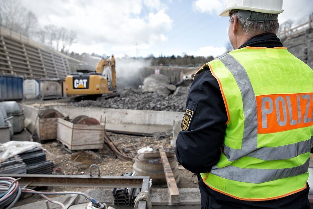 Feuerwehrübung im Scheibengipfeltunnel