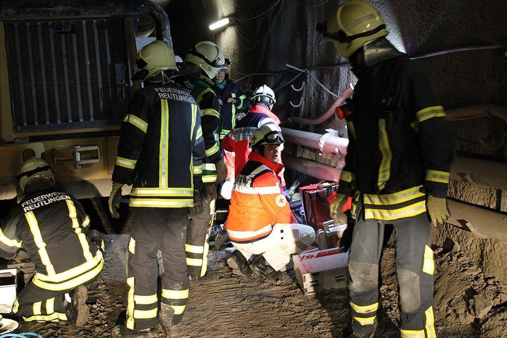 Feuerwehrübung im Scheibengipfeltunnel