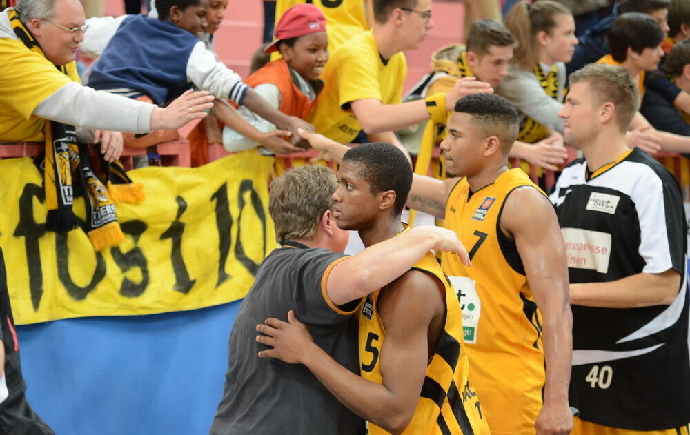 Walter Tigers Tübingen - New Yorker Phantoms Braunschweig 69:88