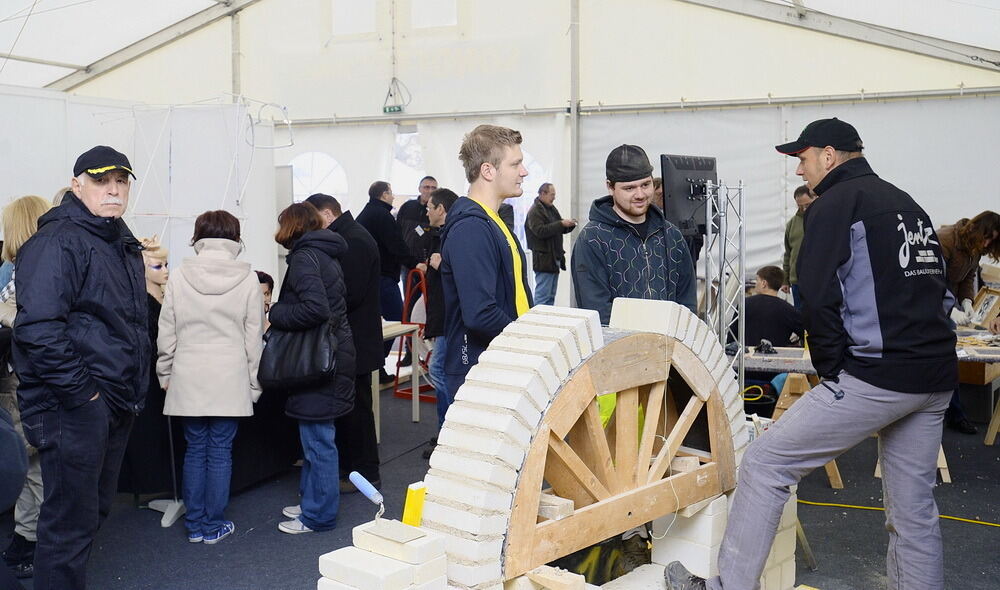 Handwerk im Zirkuszelt Reutlingen 2013