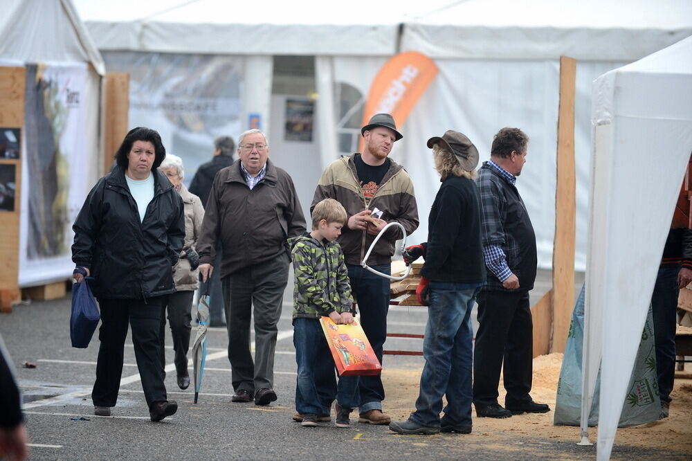 Handwerk im Zirkuszelt Reutlingen 2013