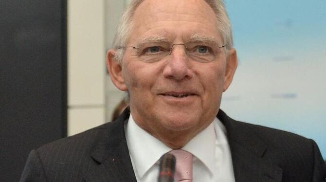 Kann sich über satte Einnahmen freuen: Bundesfinanzminister Wolfgang Schäuble. Foto: Britta Pedersen/Archiv