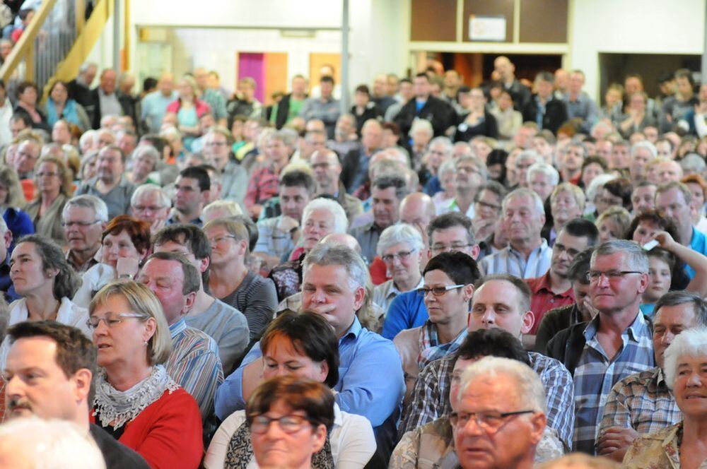 Podium zur Bürgermeisterwahl in Engstingen 2013