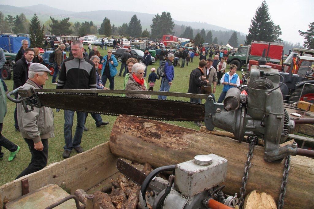 29. Oldtimer- und Dampfmaschinenfest Dottingen 2013