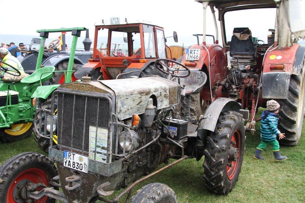 29. Oldtimer- und Dampfmaschinenfest Dottingen 2013