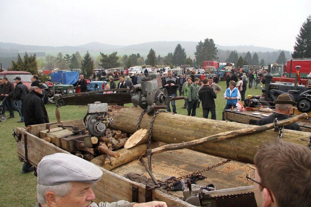 29. Oldtimer- und Dampfmaschinenfest Dottingen 2013