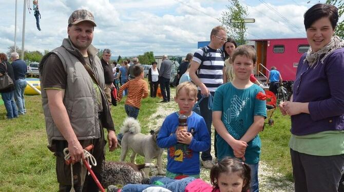 Der erste Teil der Waldfeste in Walddorfhäslach und Bempflingen war vom Wetter noch begünstigt. Am Wochenende soll es kühler wer