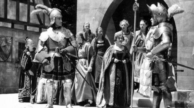 Das Schauspiel steht beim Naturtheater schon seit vielen Jahrzehnten im Mittelpunkt. Auf dem Bild aus dem Jahre 1937 eine Szene