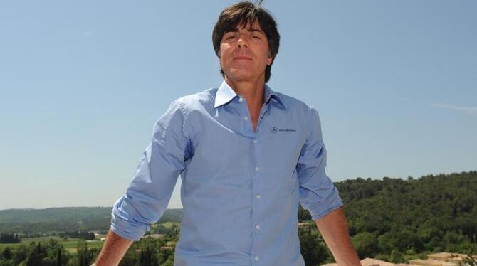 Für Bundestrainer Joachim Löw startet schon ein Jahr vor der WM in Brasilien die Vorbereitungsphase. Foto: Andreas Gebert