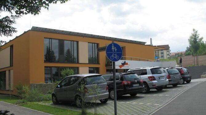 Das Kinderhaus in der Ohmstraße in Metzingen ist Vorbild für den Neubau in Neuhausen. GEA-FOTO: THOMAS FÜSSEL