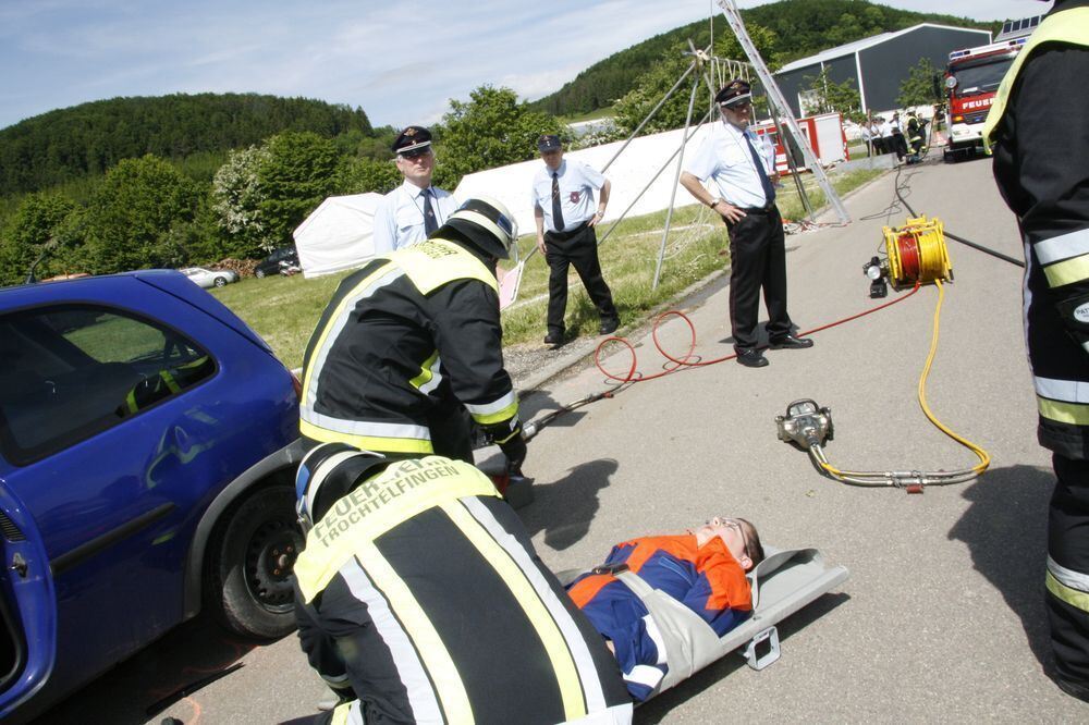 Abnahme der Leistungsabzeichen Feuerwehren des Landkreis Reutlingen Juni 2013