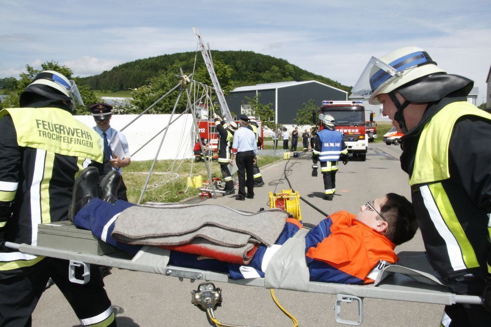 Abnahme der Leistungsabzeichen Feuerwehren des Landkreis Reutlingen Juni 2013