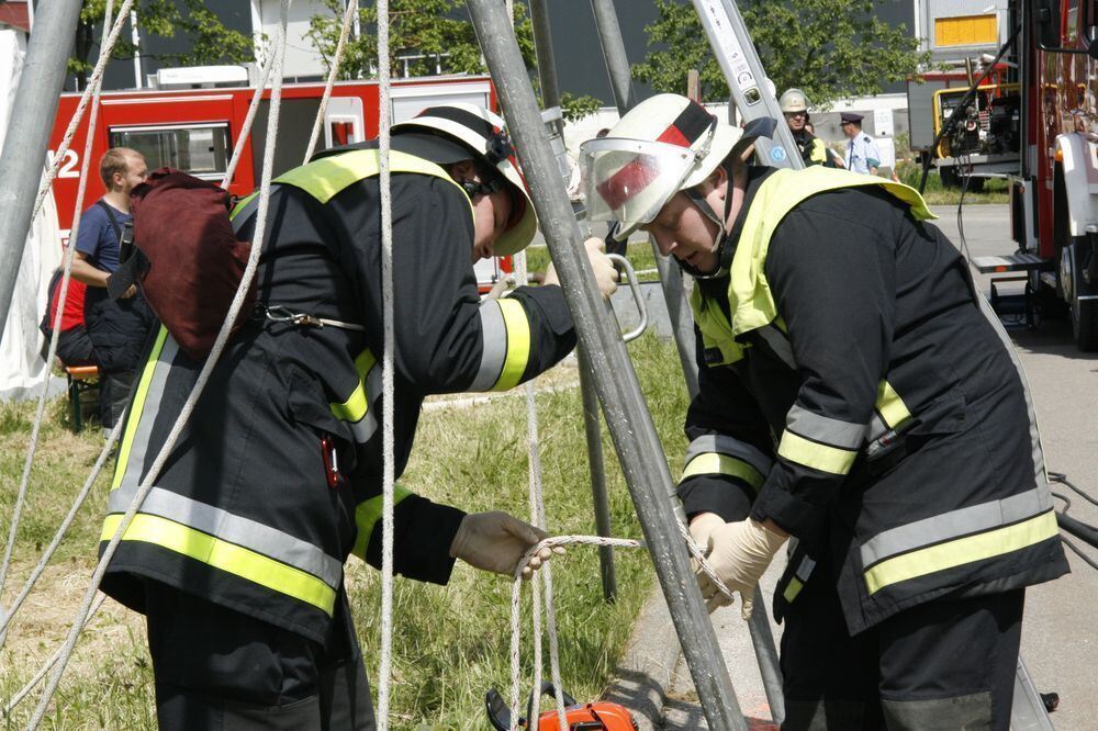 Abnahme der Leistungsabzeichen Feuerwehren des Landkreis Reutlingen Juni 2013