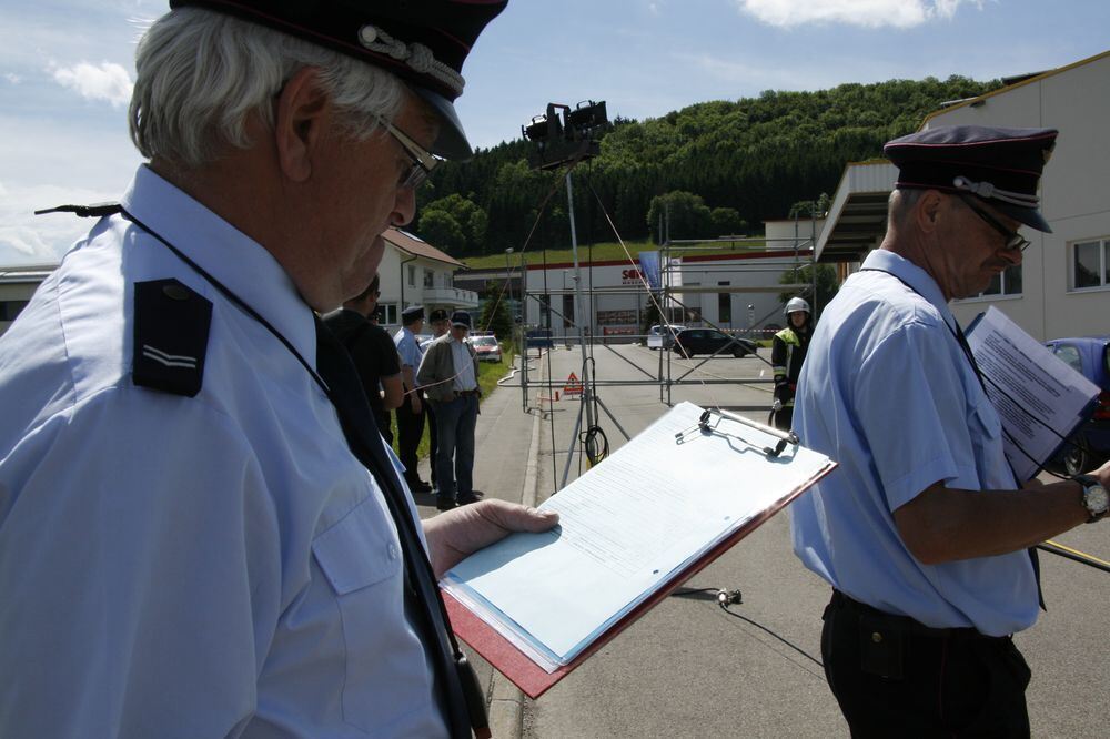 Abnahme der Leistungsabzeichen Feuerwehren des Landkreis Reutlingen Juni 2013