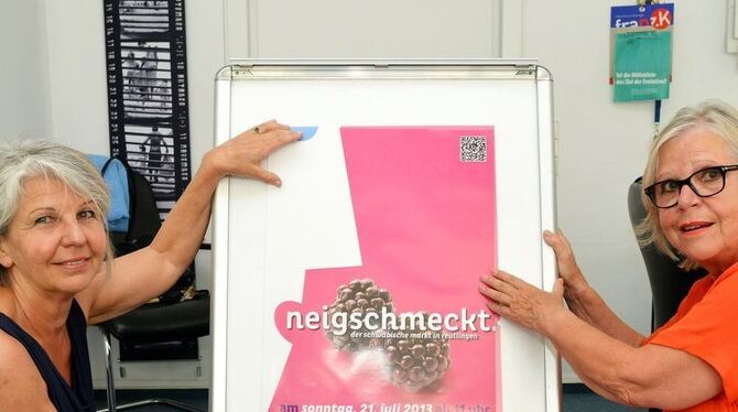 Freuen sich schon auf den Neigschmeckt-Markt am 21. Juli: Gabriele Janz (links) und Karin Zäh.  FOTO: NIETHAMMER